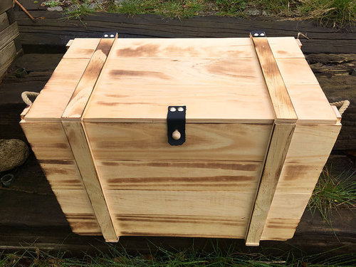 Grosse Aufbewahrungskiste / Erinnerungsbox aus Holz